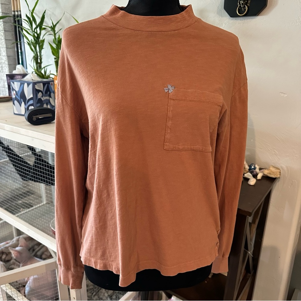 Madewell Rust Long Sleeve Crewneck Top with Pocket and Embroidered Flower
